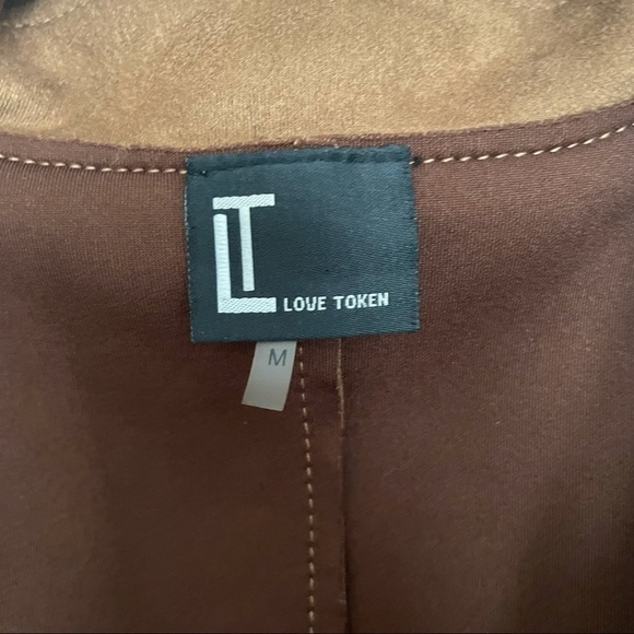 NWOT LOVE TOKEN FAUX SUEDE TRENCH VEST SIZE M - Picture 6 of 10